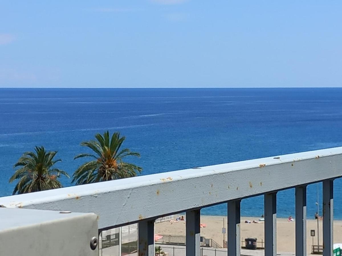 Sweet Sea View Apartment ซาโวนา ภายนอก รูปภาพ