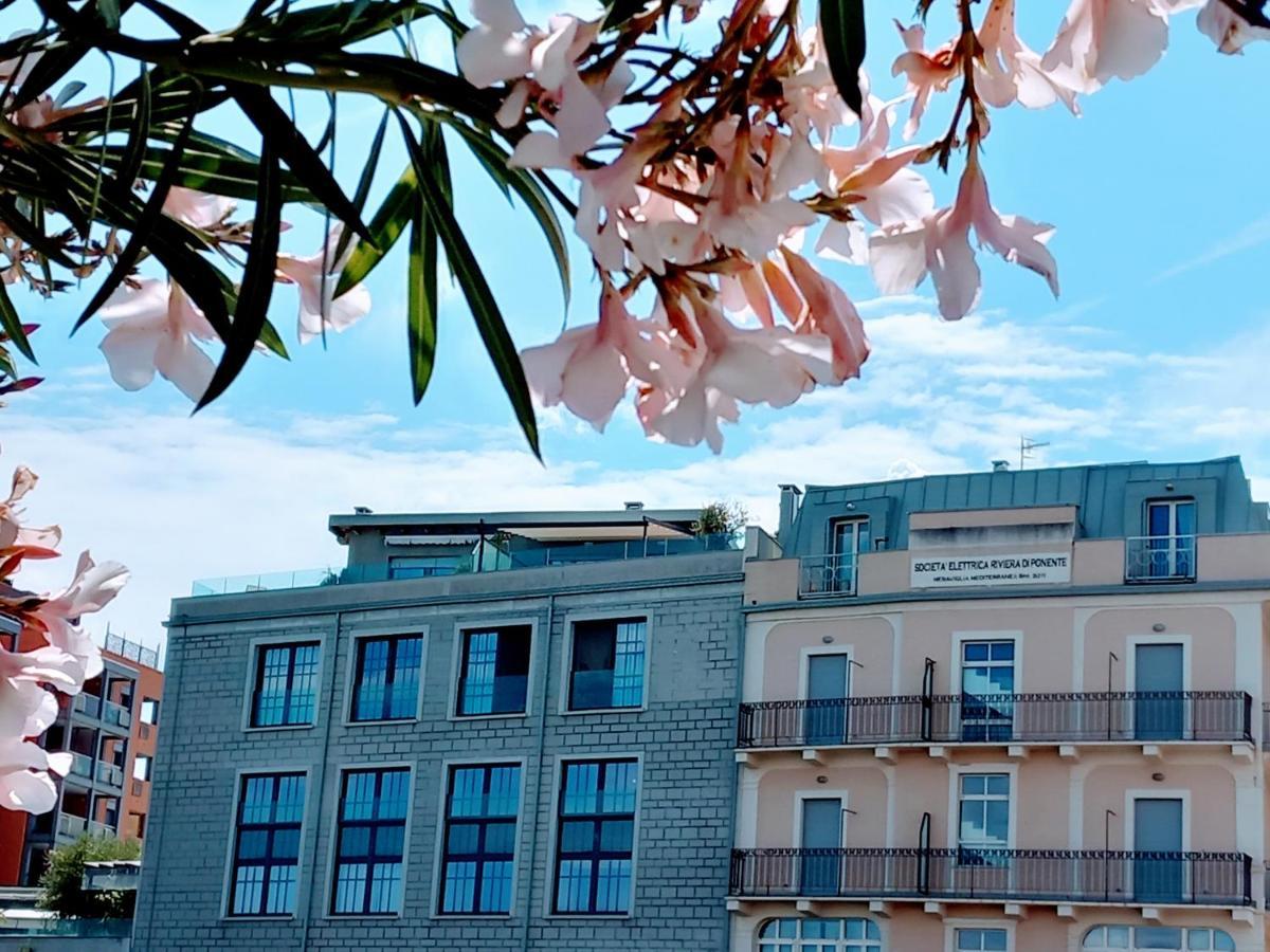 Sweet Sea View Apartment ซาโวนา ภายนอก รูปภาพ