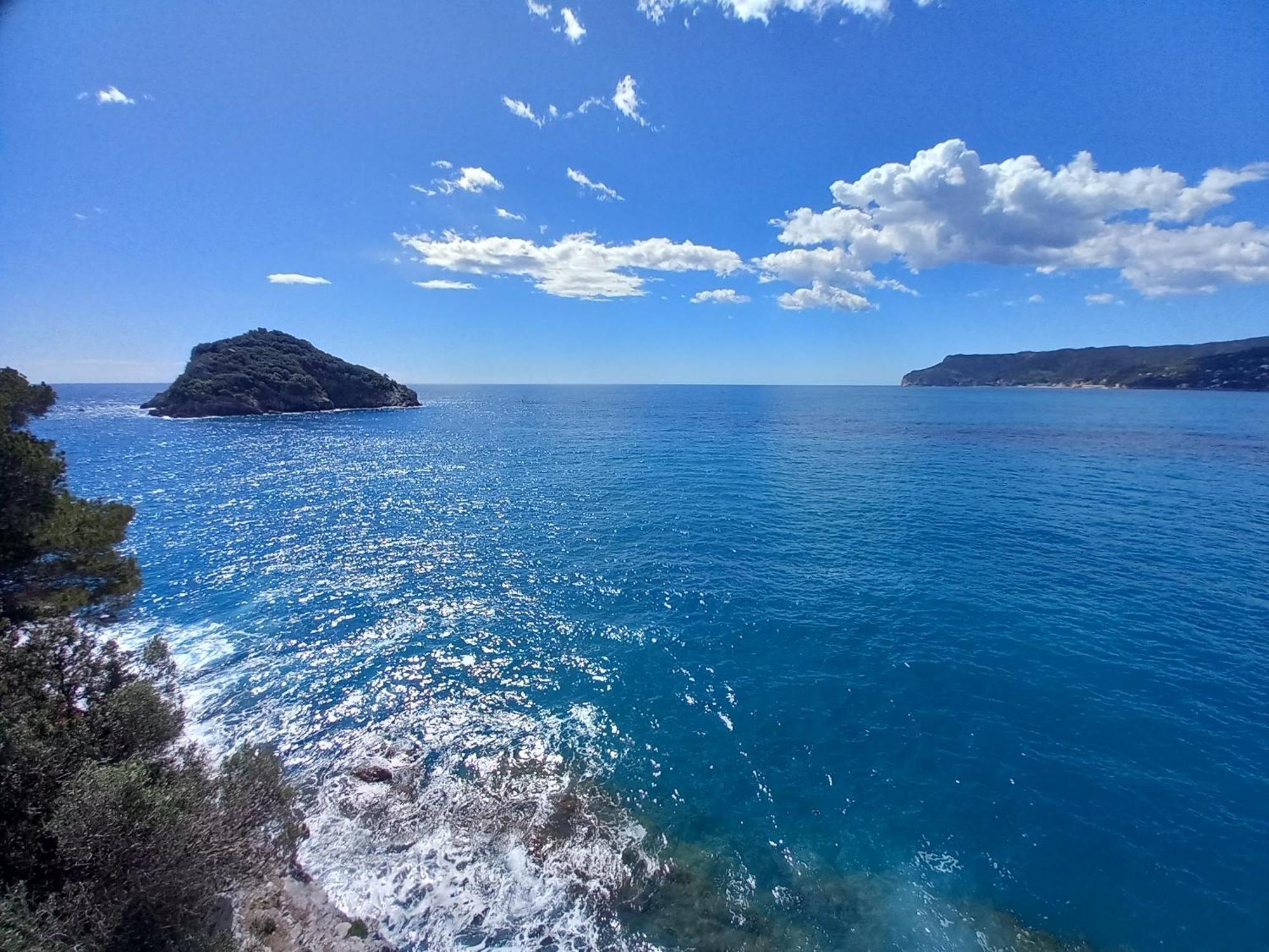 Sweet Sea View Apartment ซาโวนา ภายนอก รูปภาพ